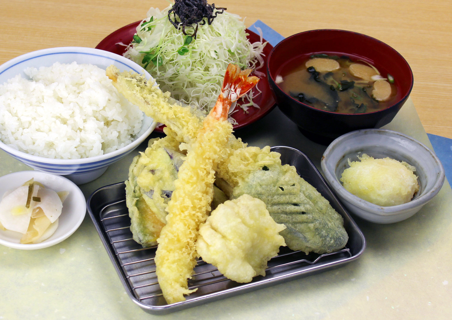 夏のごちそう天ぷら膳始めました 田辺 南紀白浜でランチ ディナーのお食事のことならよし平グループ 夏のごちそう天ぷら膳始めました 田辺 南紀白浜でランチ ディナーのお食事のことならよし平グループ